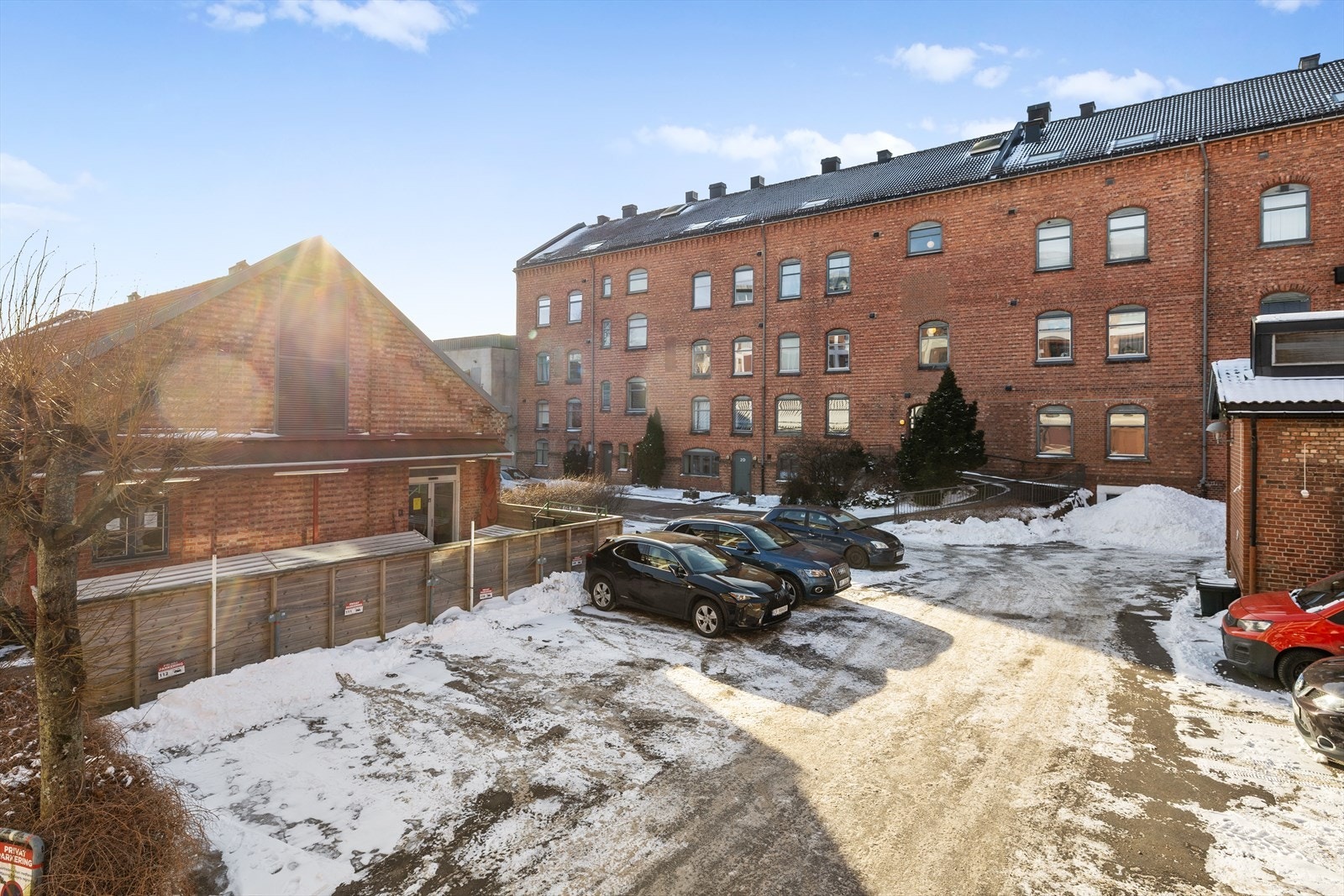 Alt i alt byr Bulls gate 2E på en svært attraktiv beliggenhet med nærhet til byens puls, sjøen og grønne omgivelser Galleribilde