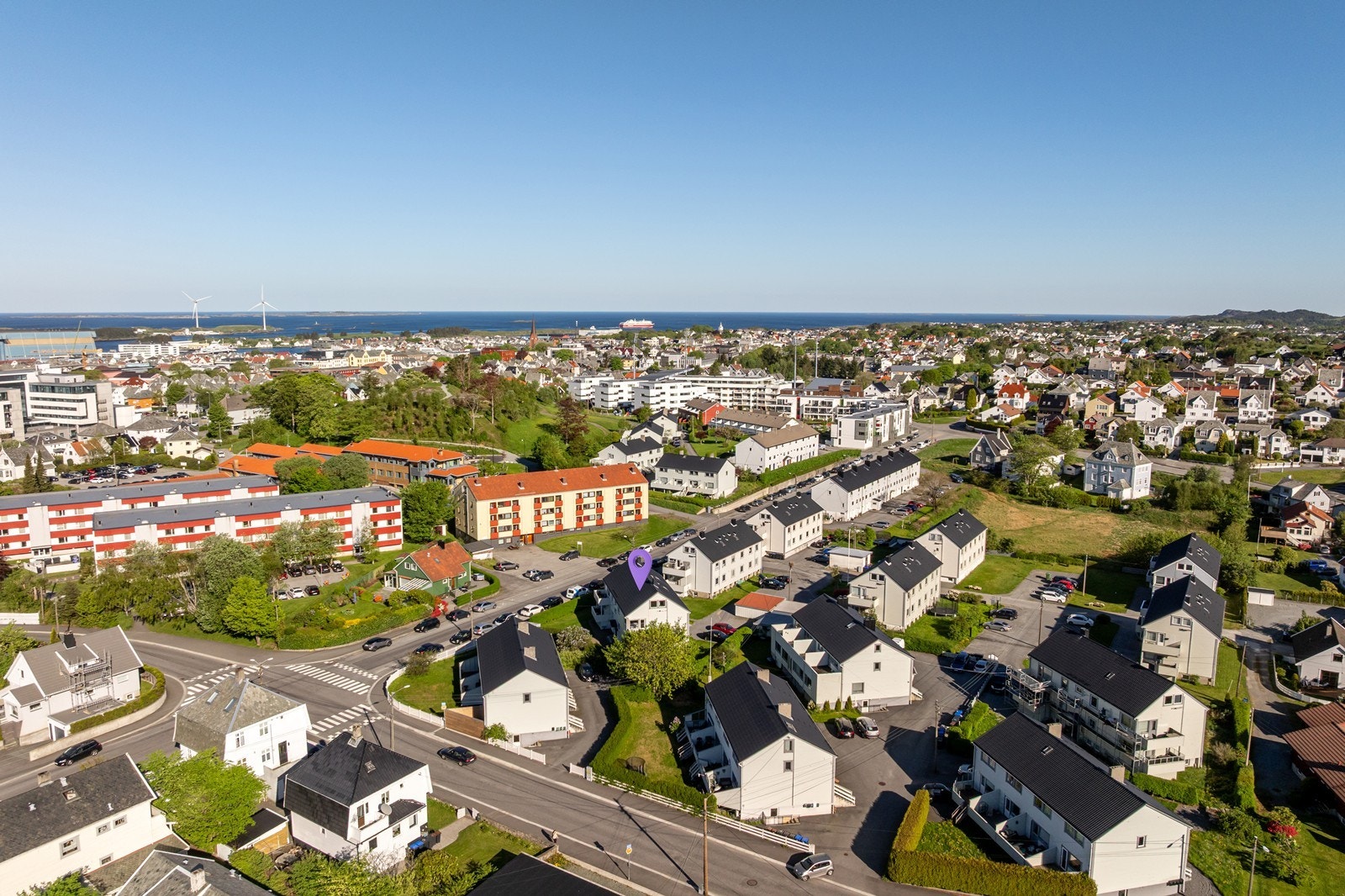 Kun 10 minutters rusletur så er du på rådhusplassen Galleribilde