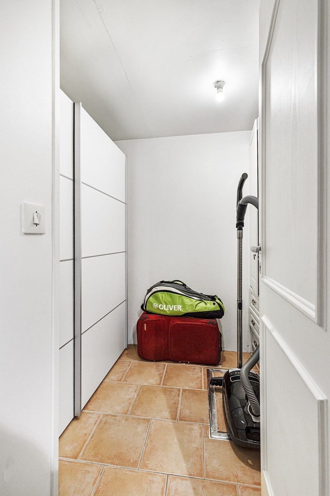 Inebod i underetasje Galleribilde