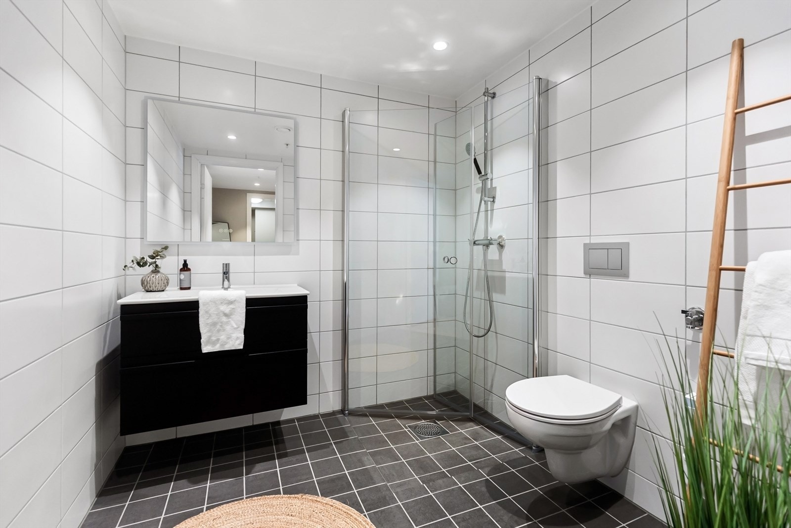 Bad med opplegg til vaskemaskin. Galleribilde