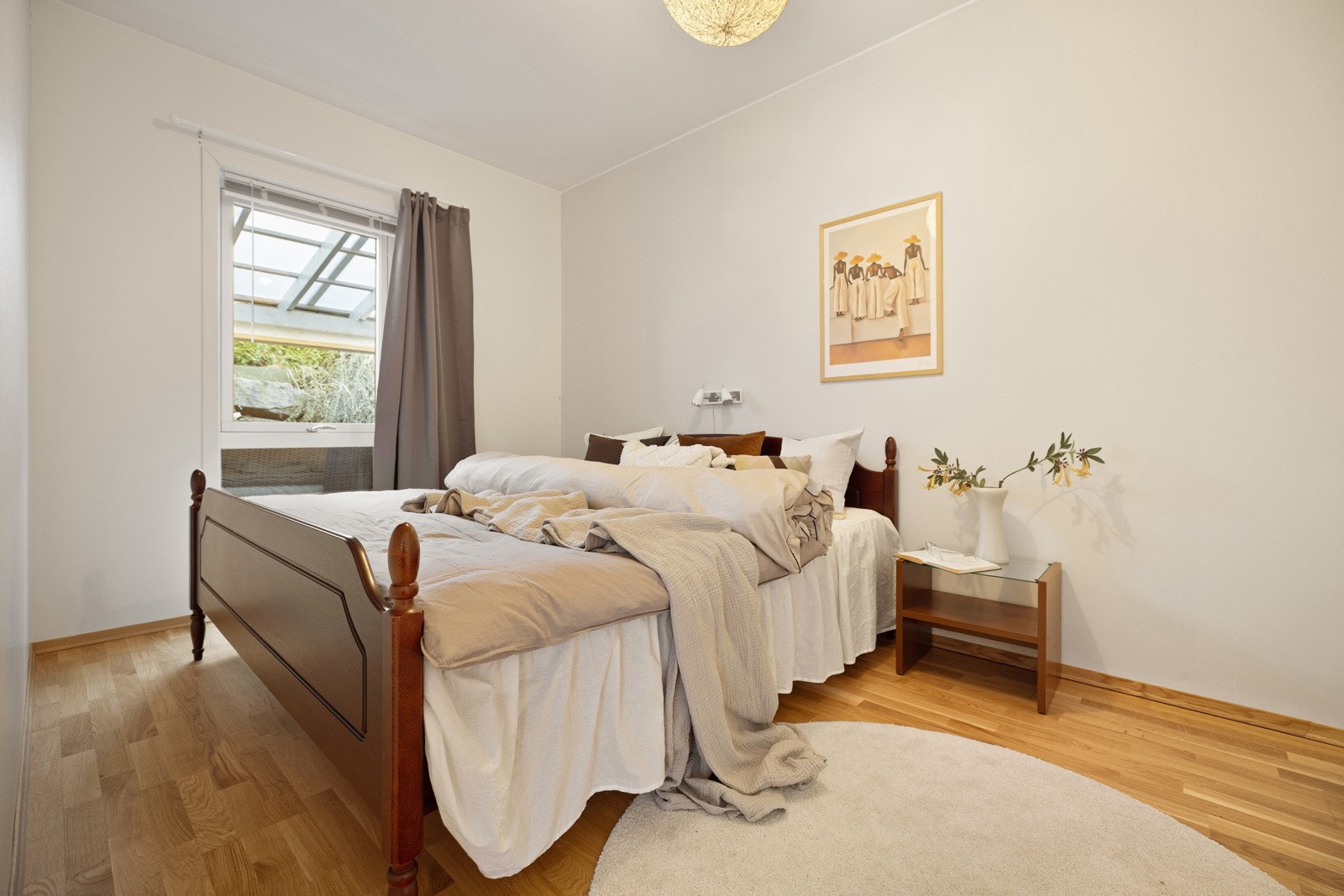 Det er 3 gode soverom i boligen. Galleribilde