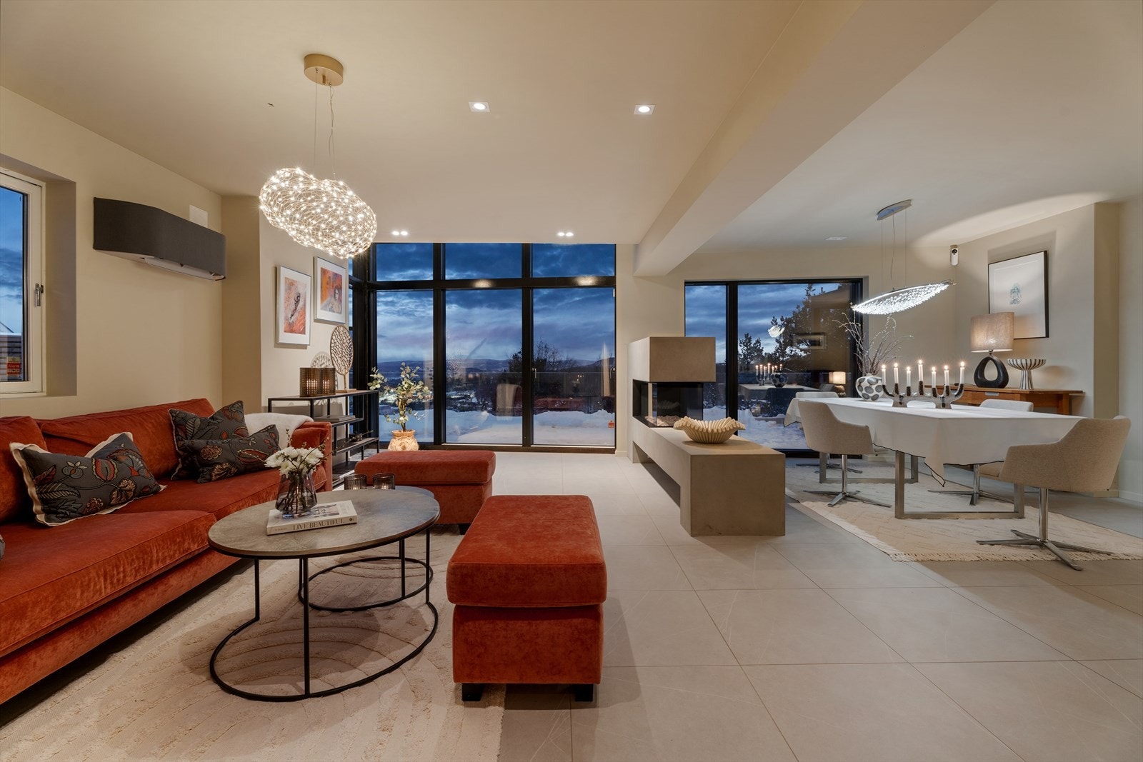 Velkommen til deres nye hjem! En bolig med fantastisk utsikt og moderne, lekre detaljer - her er alt gjennomført med god kvalitet Galleribilde