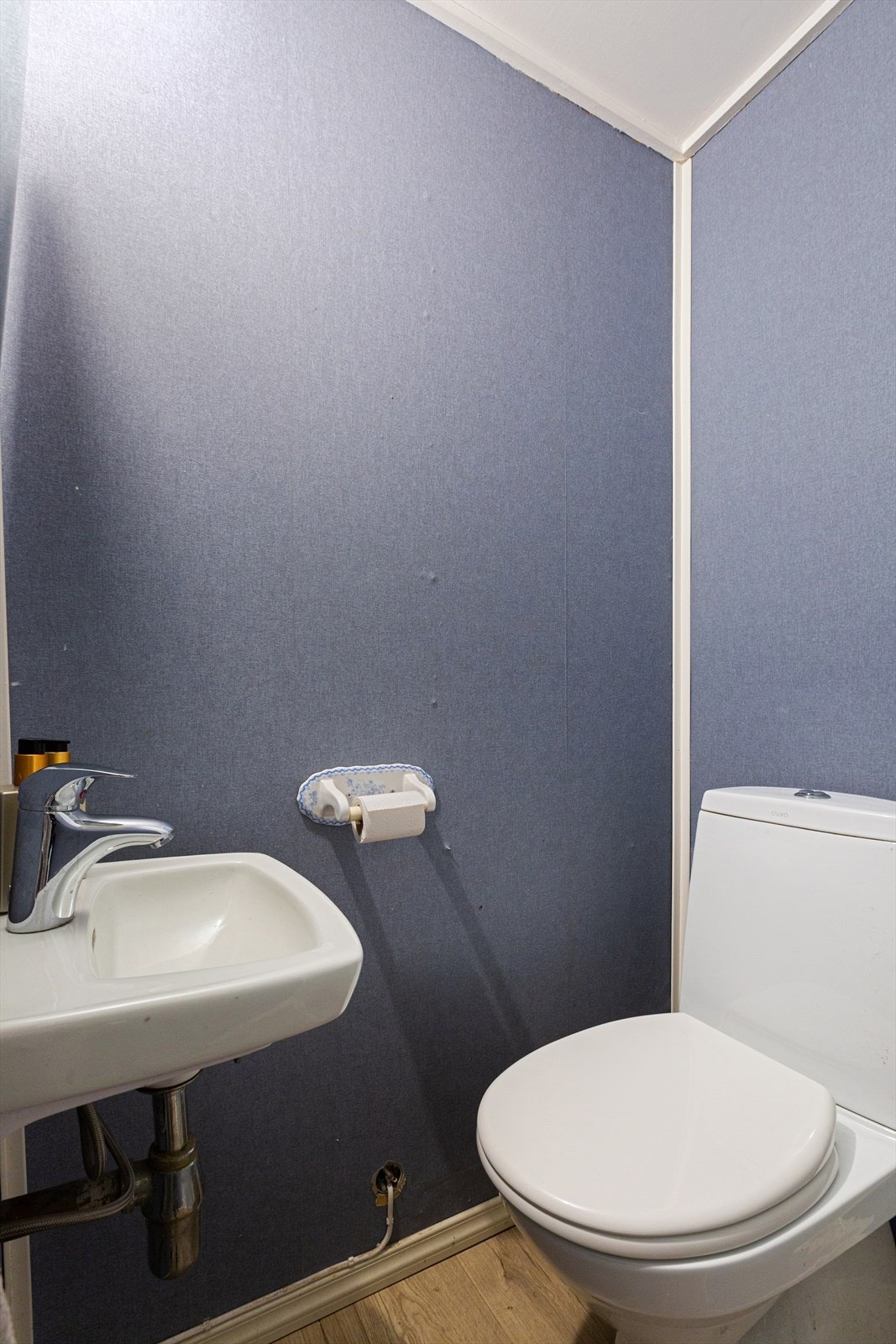 Toalettrom i første etasje. Galleribilde