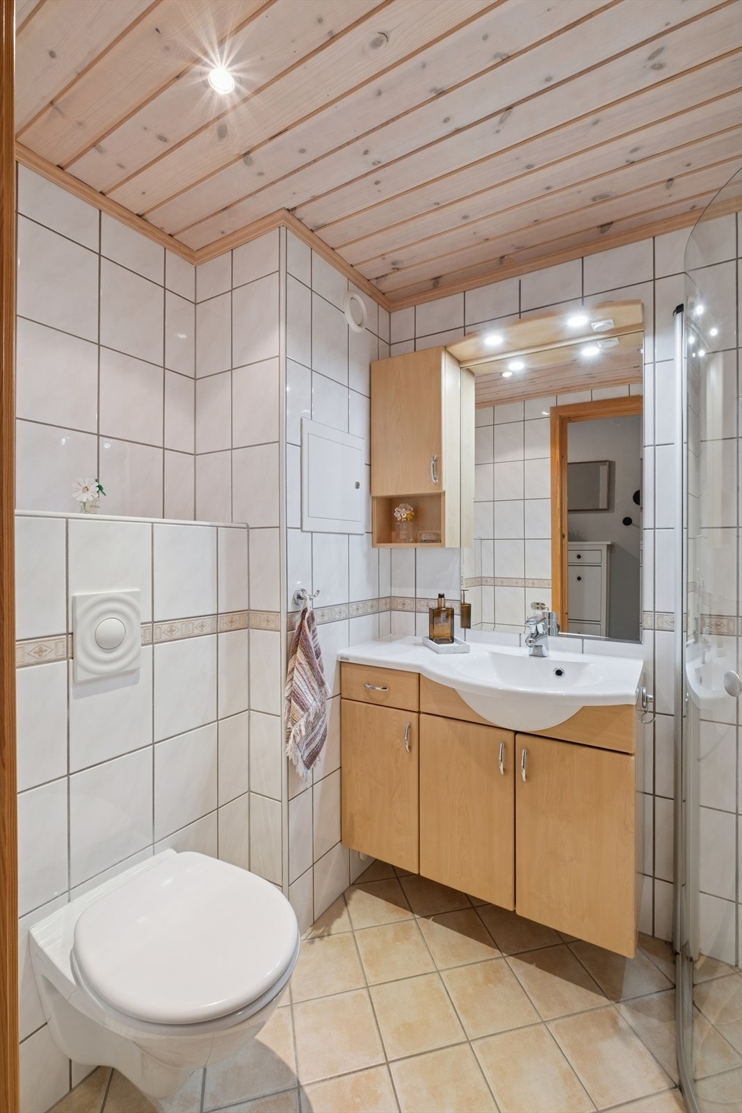 Opplegg for vaskemaskin på badet. Galleribilde