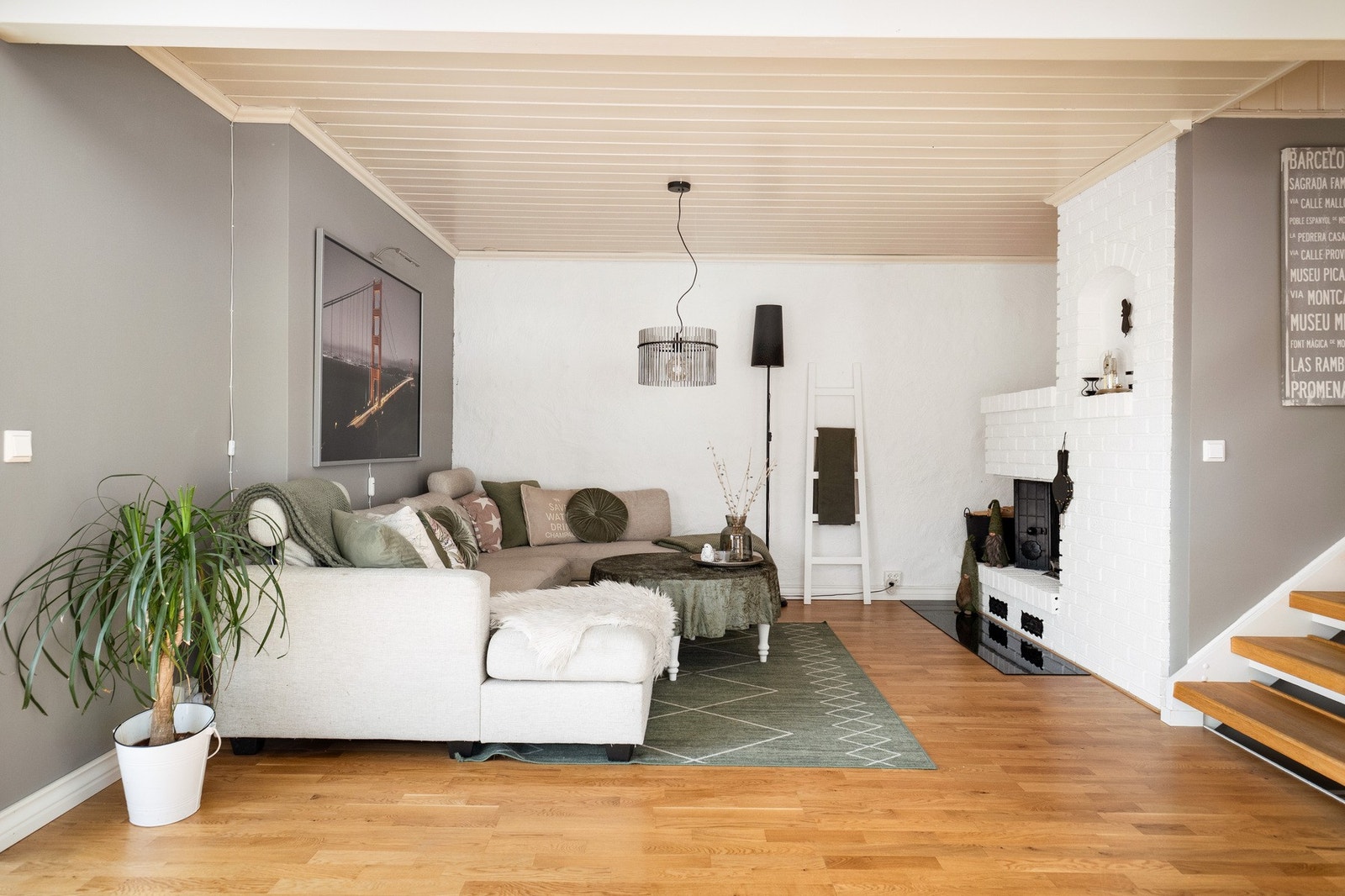 Stuen er et flott rom for storfamilien. Galleribilde