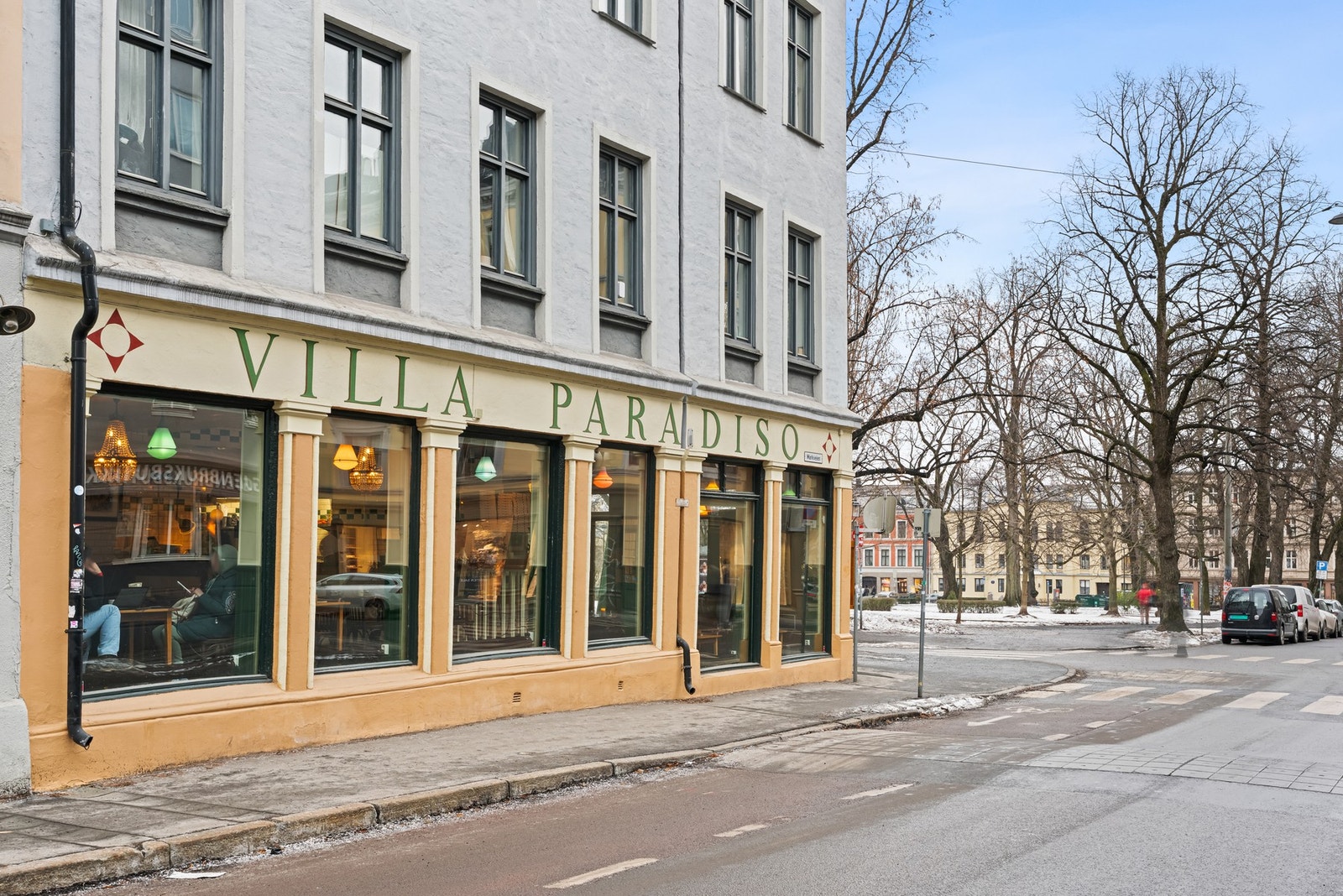 Innenfor kort gangavstand finner du forretninger, restauranter, uteliv og offentlig transport Galleribilde