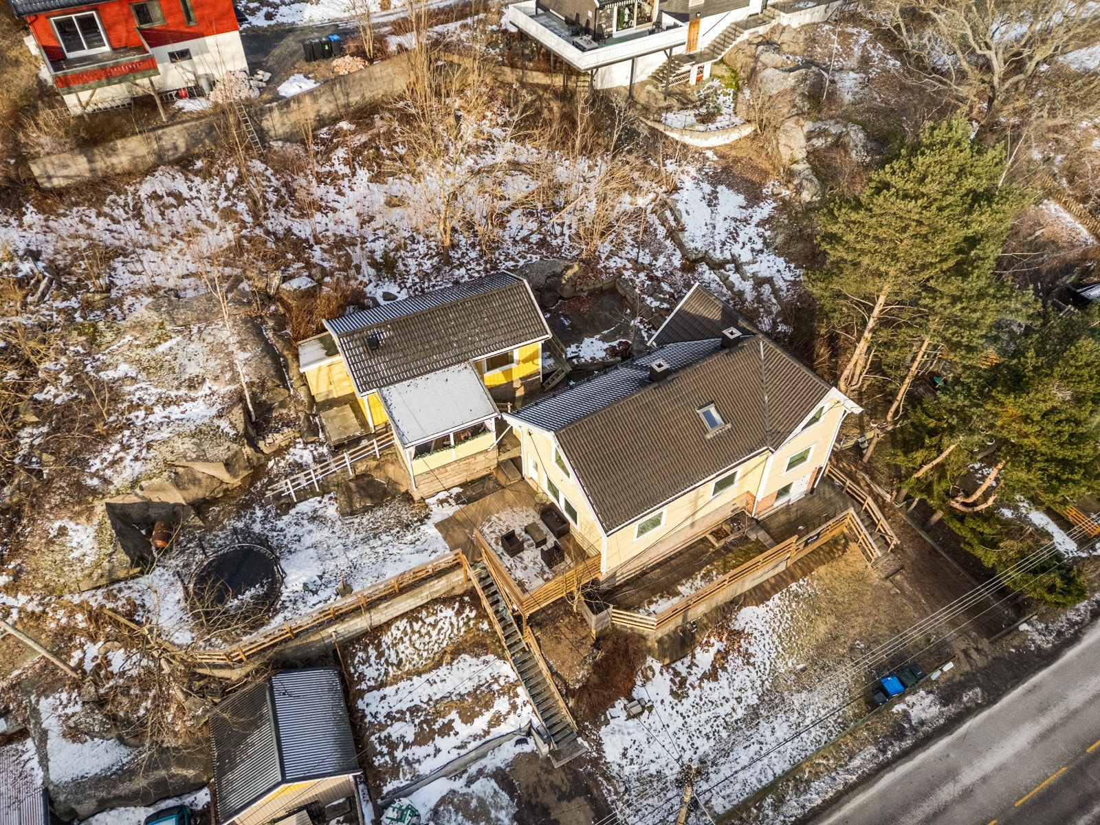 Området er sentralt og barnevennlig, med gangavstand til alt man trenger i hverdagen. Galleribilde