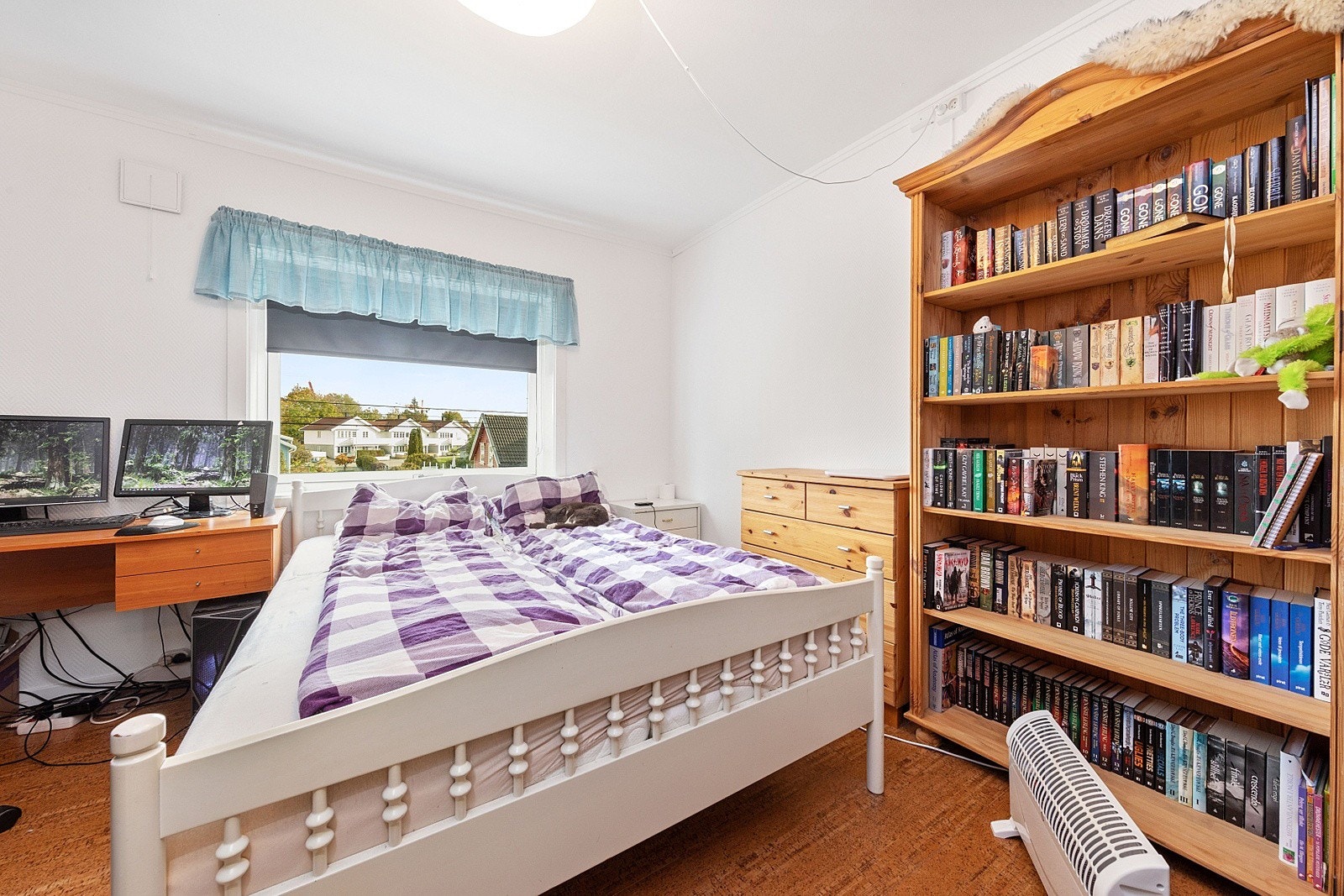 I hoveddelen er det to soverom med plass til dobbeltseng. Galleribilde