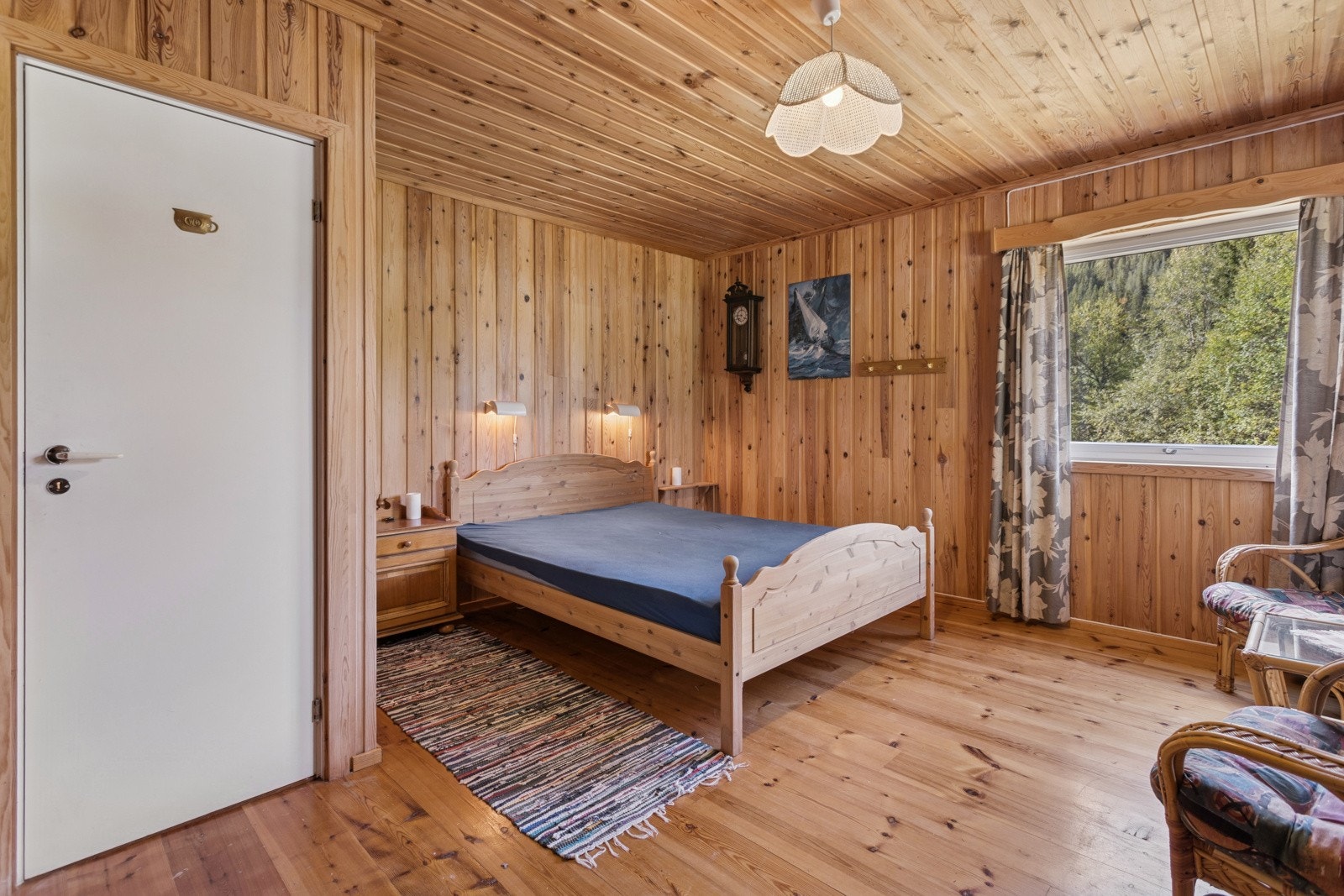 Alle soverom med plass for dobbeltseng og garderobeløsninger Galleribilde