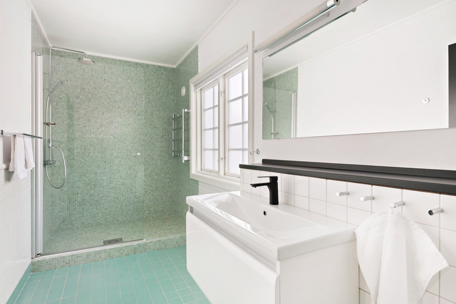 Det andre badet i hoveddelen av huset. Galleribilde