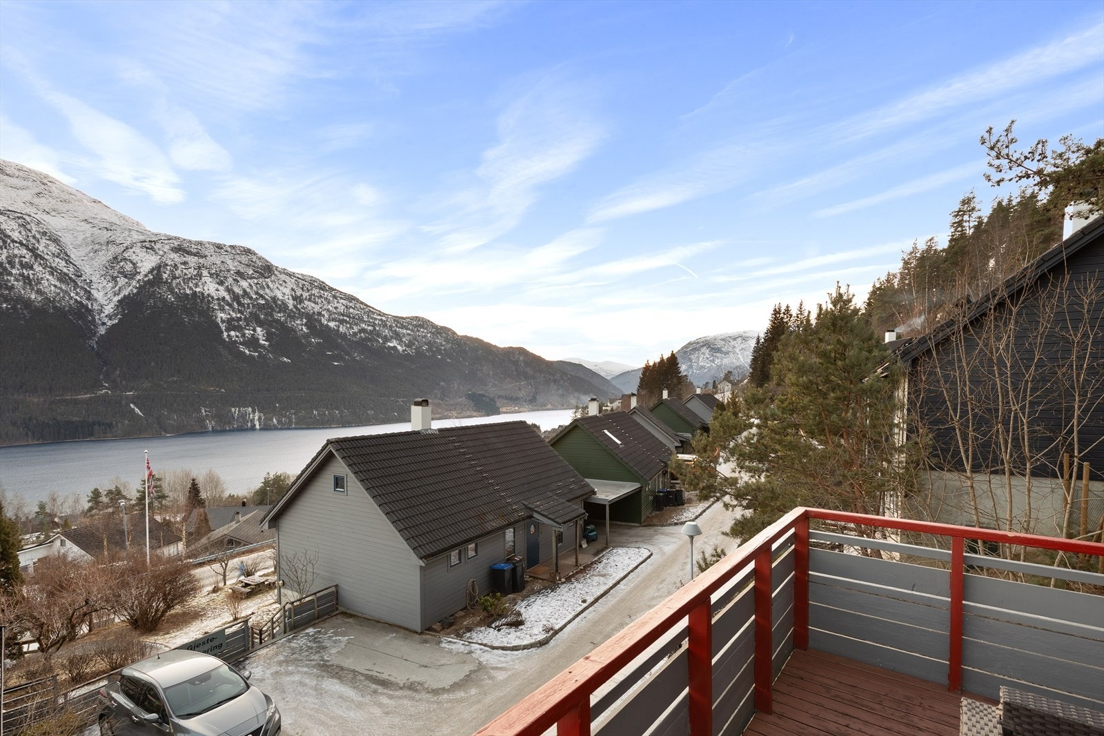 ... balkong med gode soltilhøve... Galleribilde