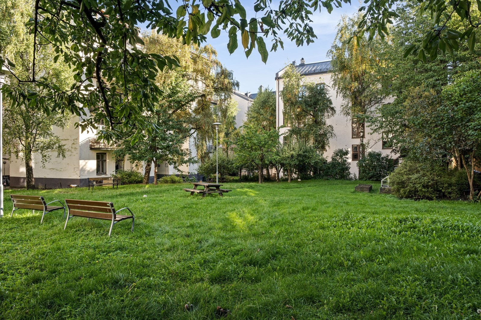 Her har du alt du måtte trenge i nærområdet, samt kort vei til flotte tur- og rekreasjonssteder, bl.a. langs Akerselven. Galleribilde