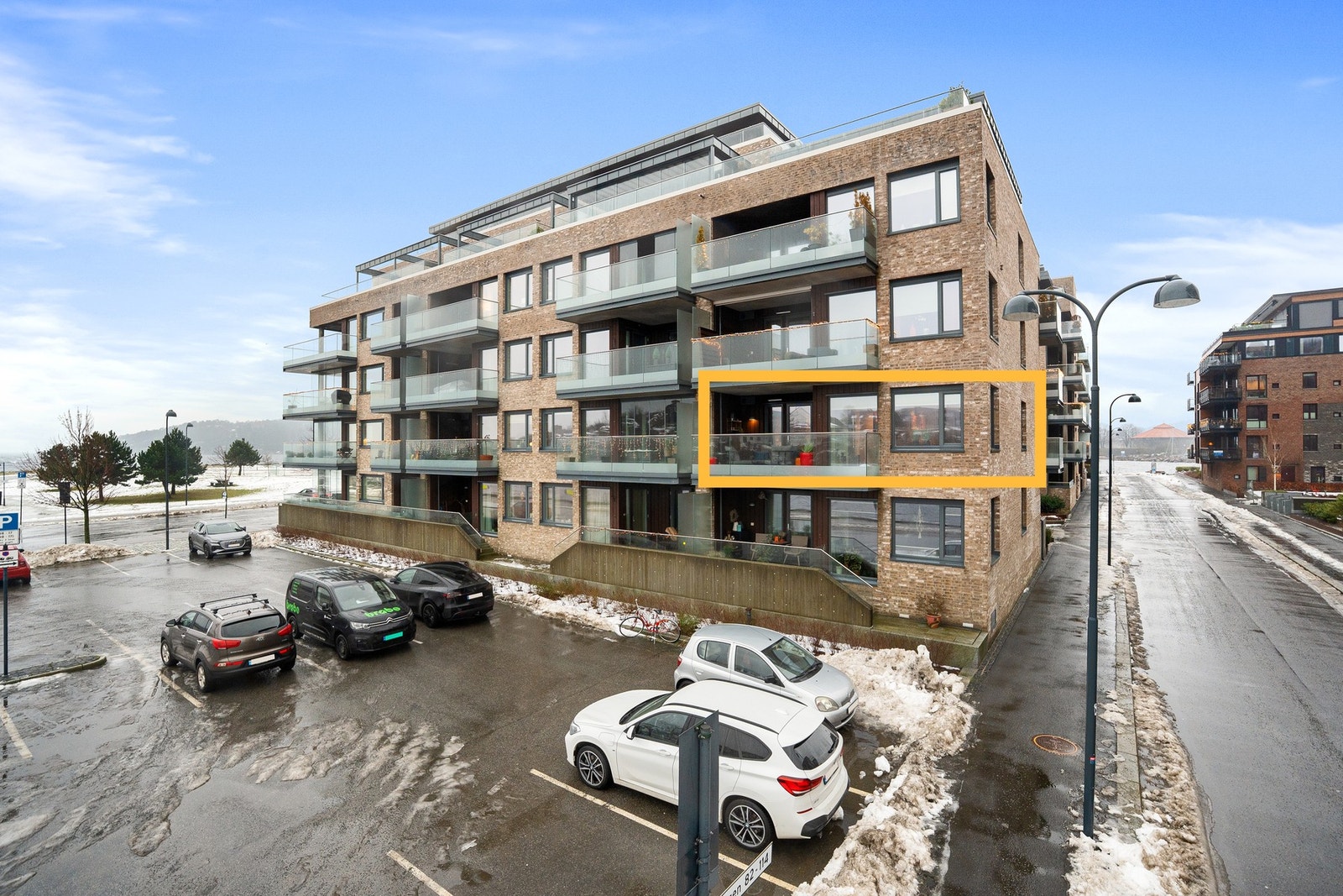 Velkommen til Tangen Ytterst og leiligheten i Tangen 114. Leiligheten rammet inn med gult. Fotos ved fotograf Sondre Transeth Galleribilde