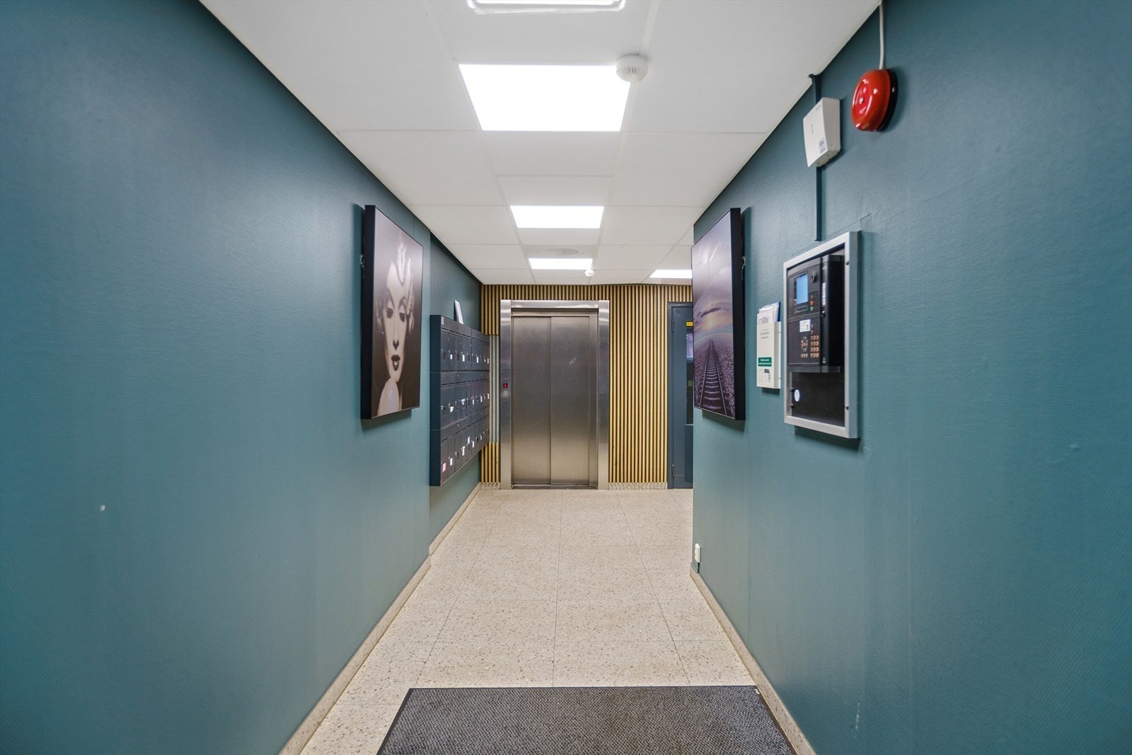 Inne i bygget Galleribilde