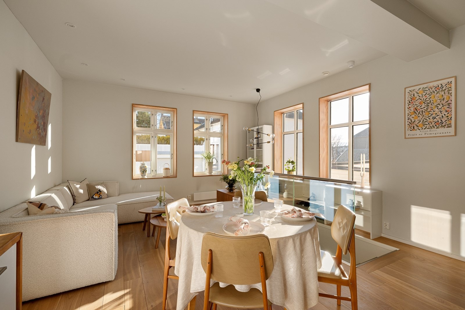 Lekker eierleilighet over to plan med sentral beliggenhet. Galleribilde