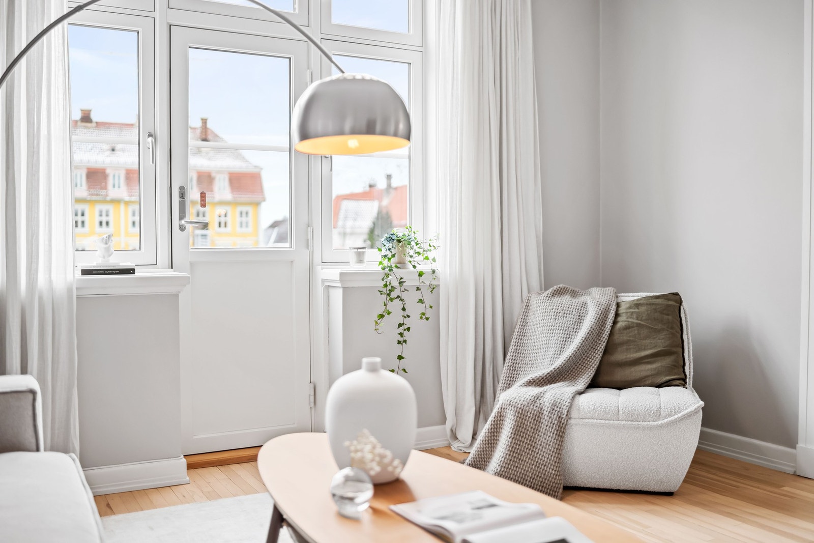 Nytt vindu og balkongdør stue i 2021. Galleribilde