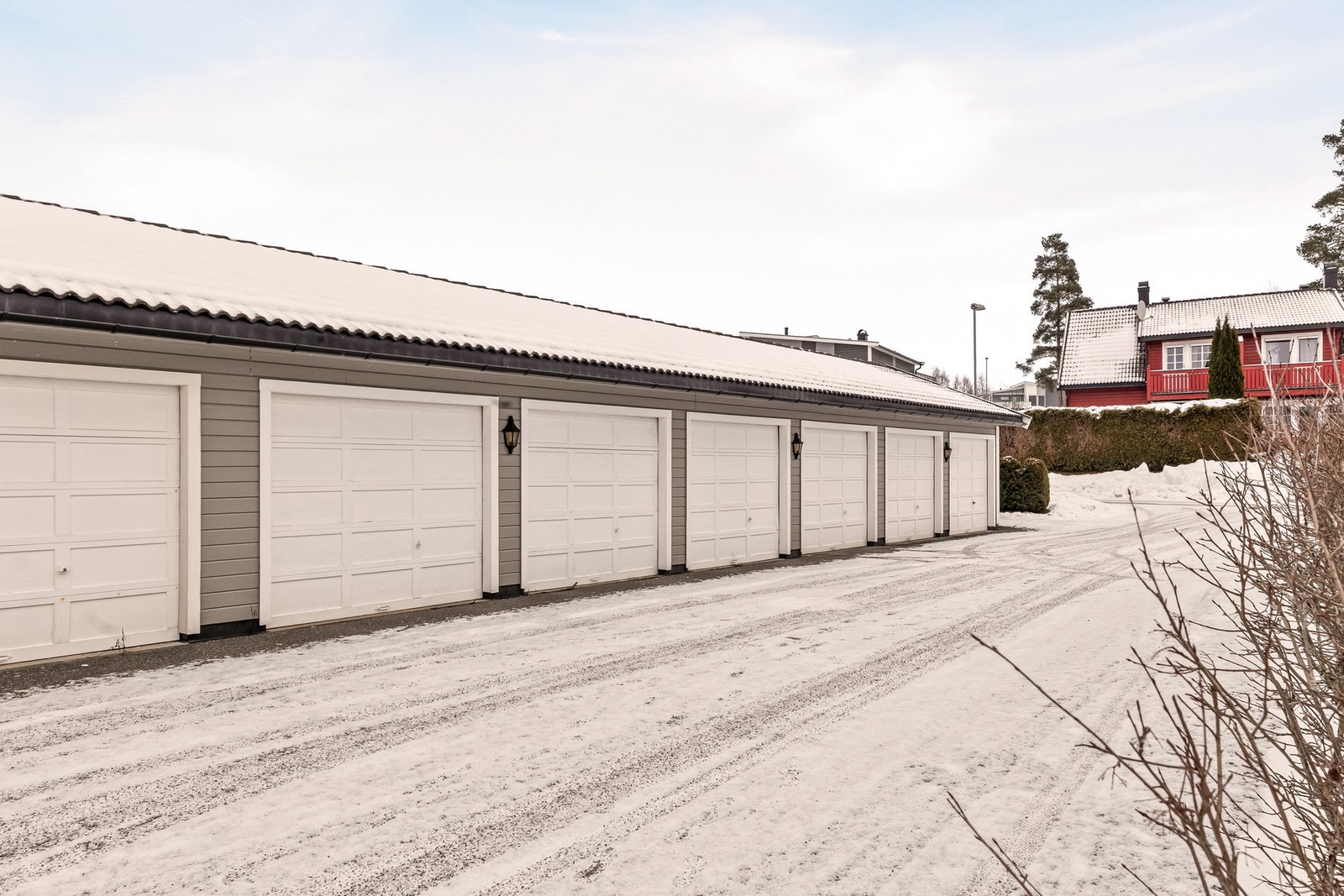 Garasjeplass i fellesrekke Galleribilde