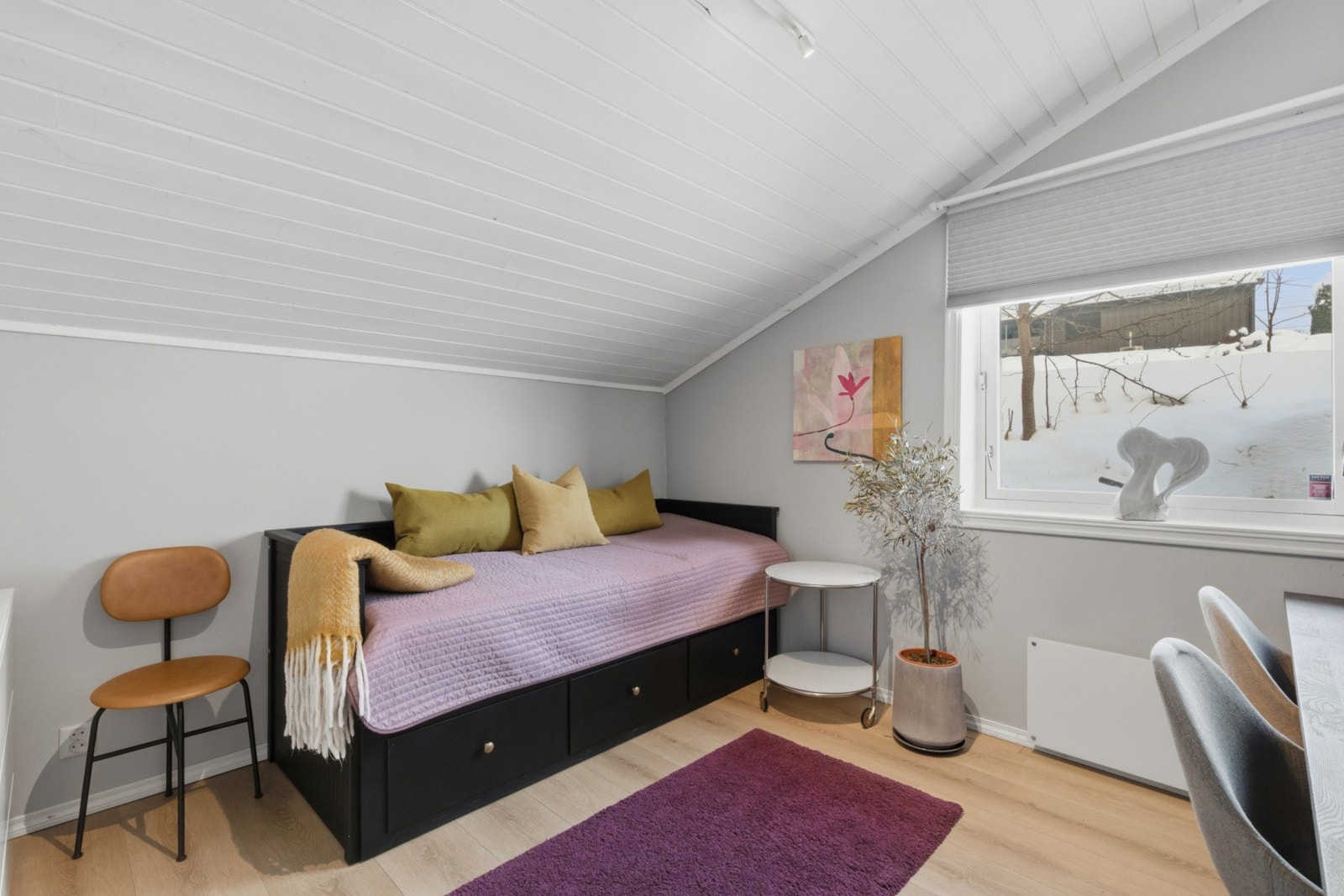 Påbygget innredet rom som ikke er byggesøkt eller godkjent som soverom Galleribilde