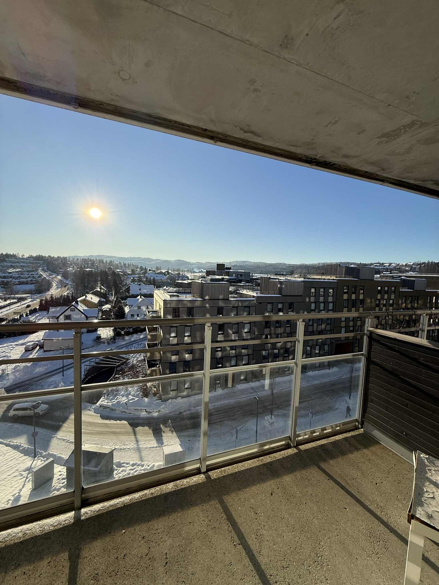 Balkong m/utsikt. Galleribilde