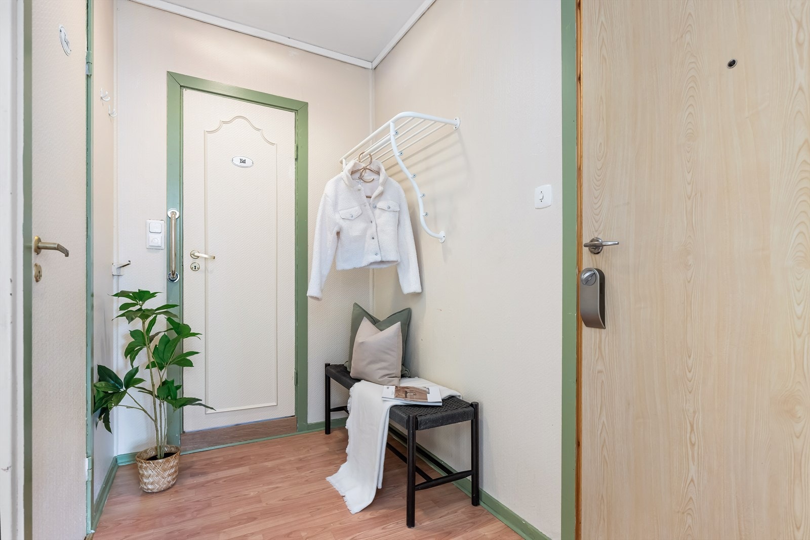 Entré. Galleribilde