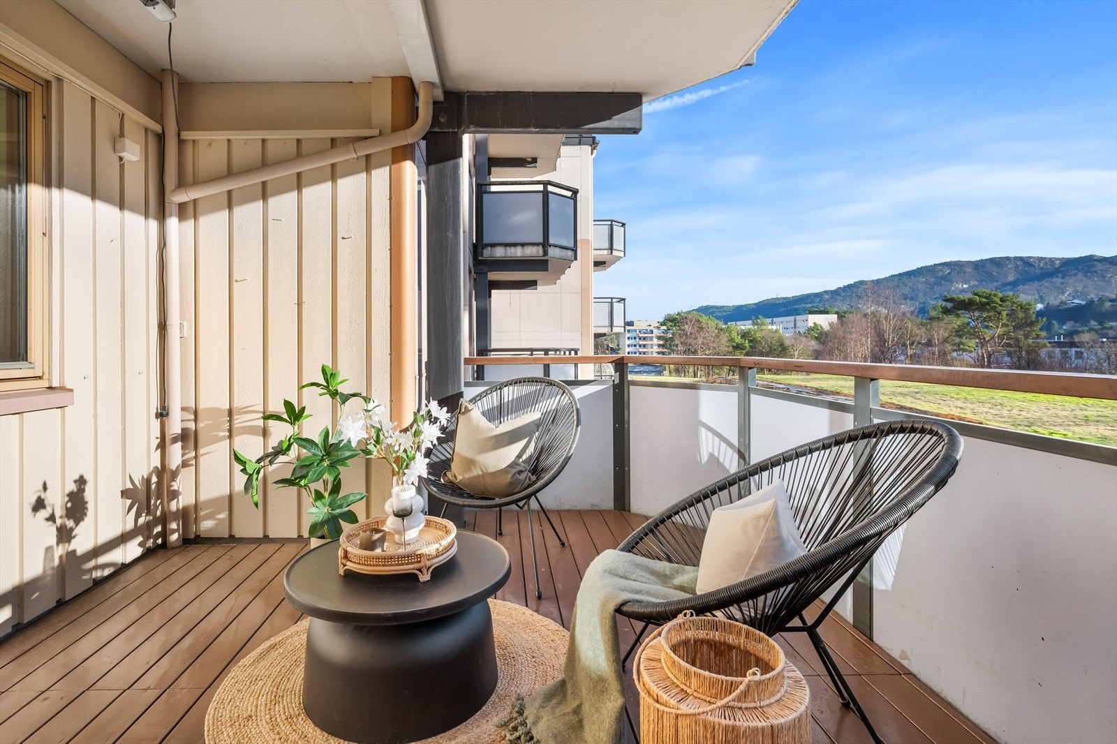 Her er det god plass for utemøbler. Galleribilde