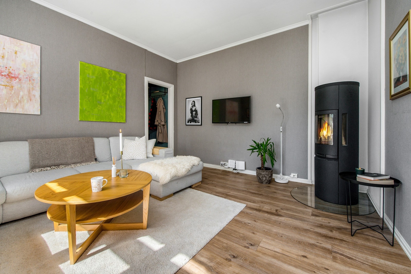 Stue med peisovn Galleribilde