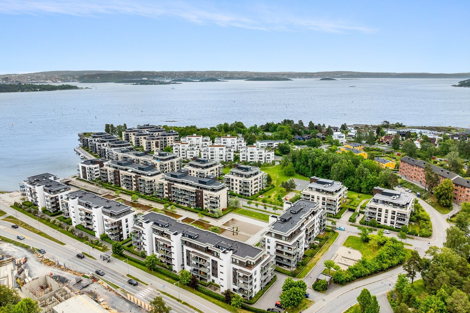 Rolfsbukta er et svært attraktiv boområde som tilbyr det meste. Galleribilde