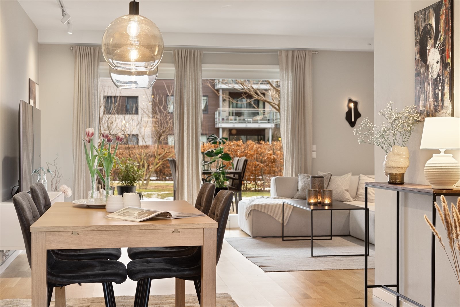 Velkommen til Rolfsbuktveien 20! - Presentert av Marie Malén Frogner. Foto: Andreas Wiig fra Pholio Galleribilde