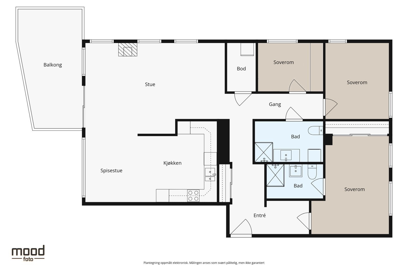 Leiligheten ligger i byggets 5. etasje og byr på en attraktiv kombinasjon av komfort, kvalitet og praktiske løsninger. Galleribilde