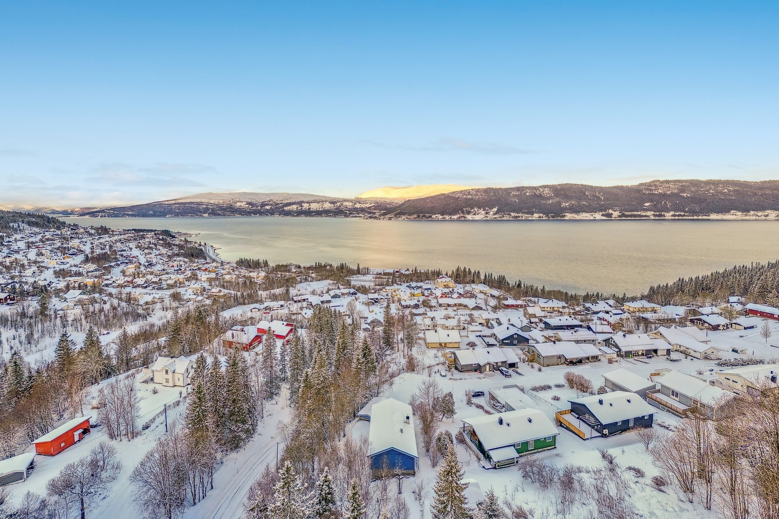 Husk å melde deg på visning! - Velkommen! Galleribilde