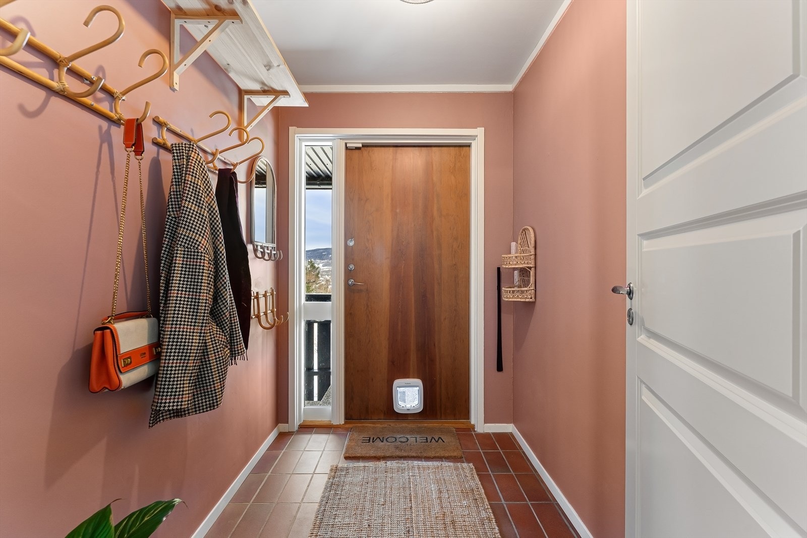 Entré. Galleribilde