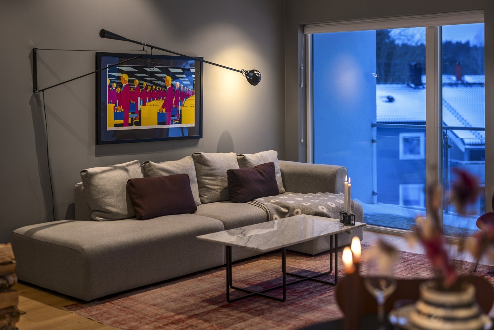 God plass til en romslig sofagruppe for hele familien. Galleribilde