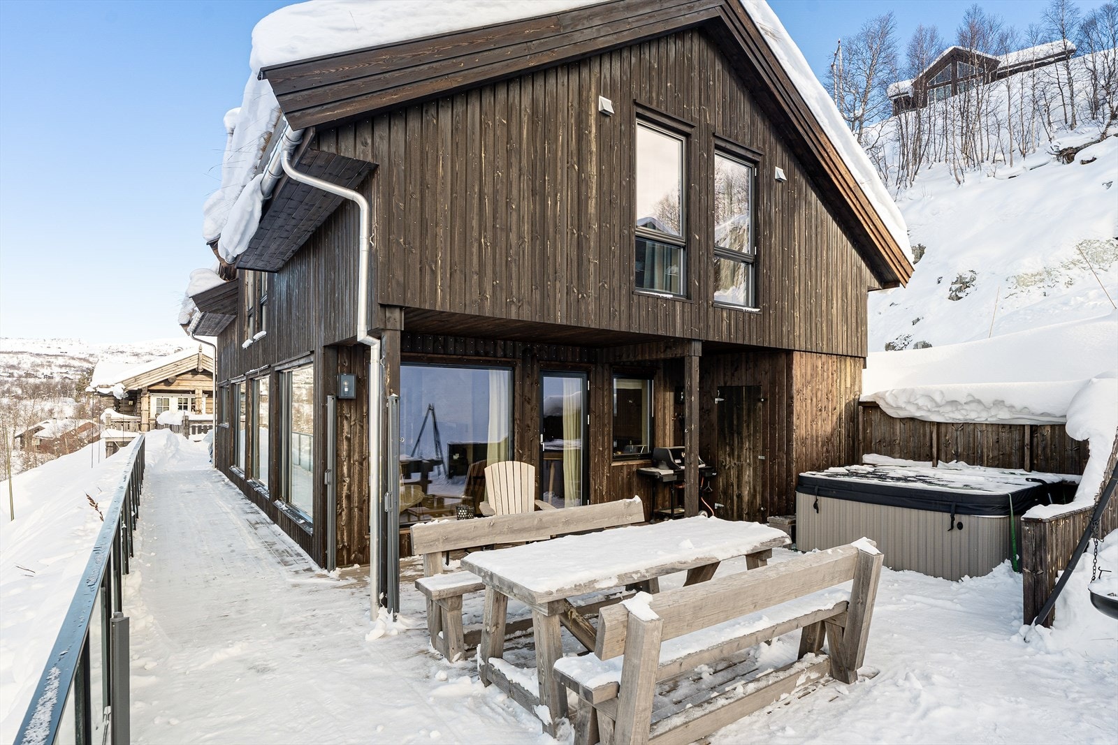 Utgang fra kjøkkenet til terrassen Galleribilde