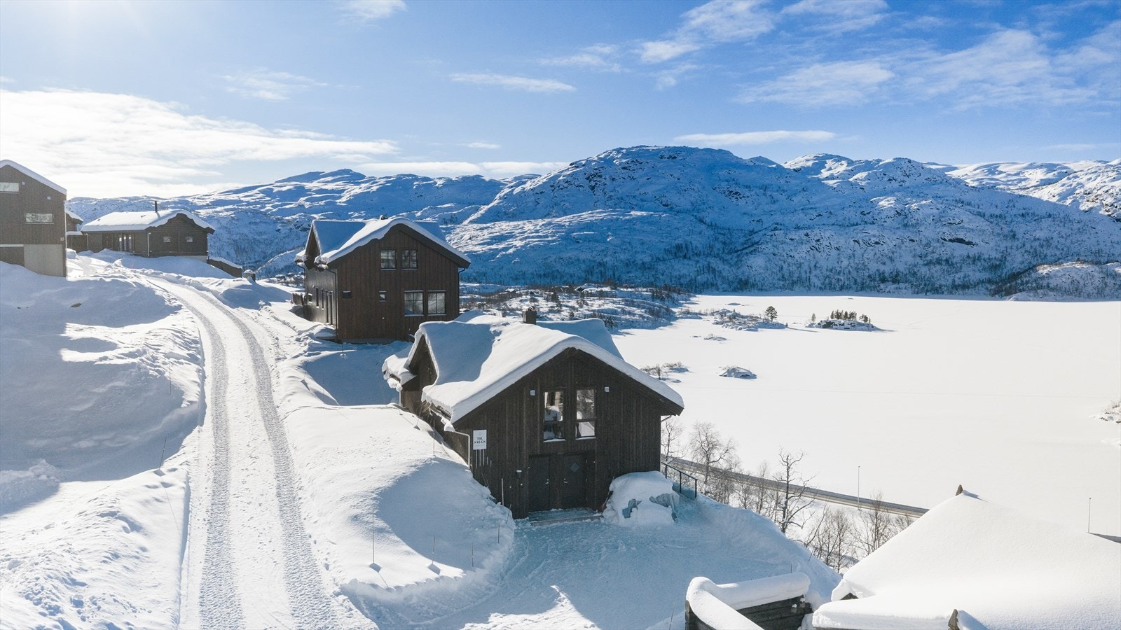 Gode parkeringsmuligheter på egen tomt Galleribilde