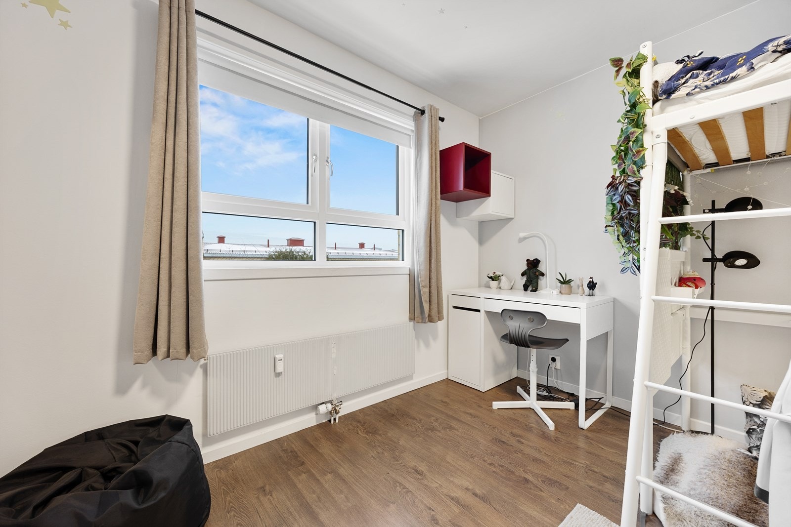 Her har du god plass til å innrede slik du ønsker. Galleribilde