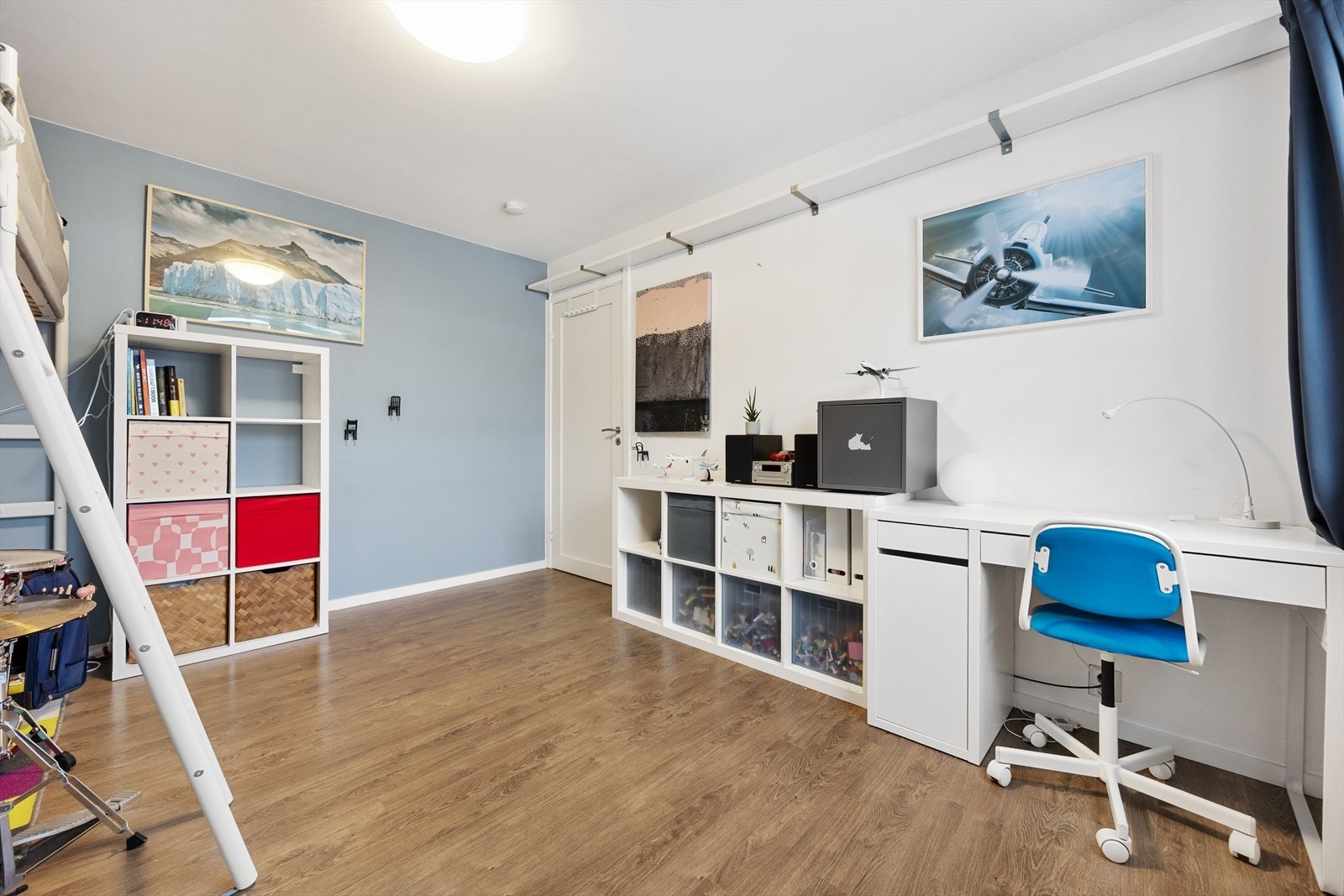 Soverom 3 er også av god størrelse og egner seg perfekt som soverom, barnerom, hjemmekontor etc. Galleribilde