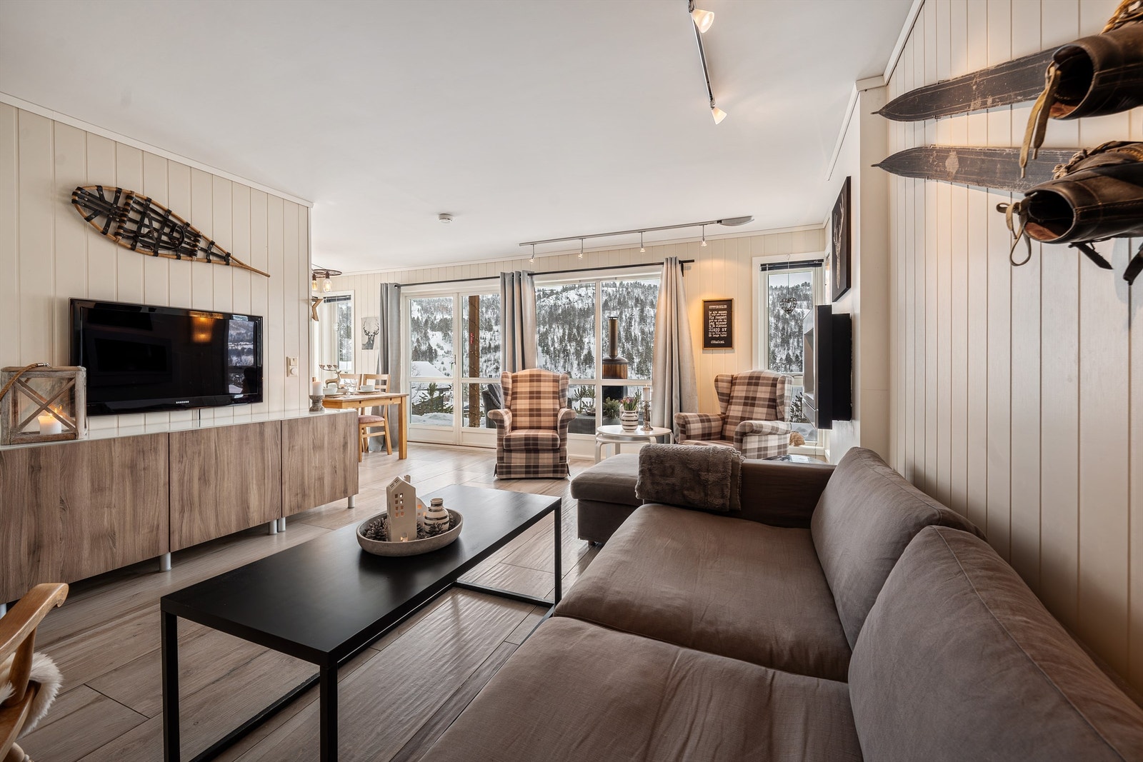 Flott utsikt fra sofakroken Galleribilde