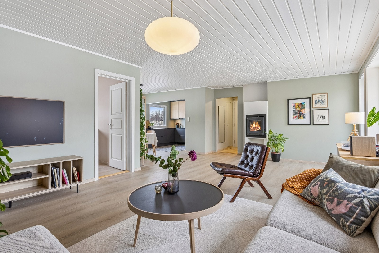 Velkommen til Skigardveien 21 - Familievennlig og påbygd leilighet i 2. etasje! Galleribilde