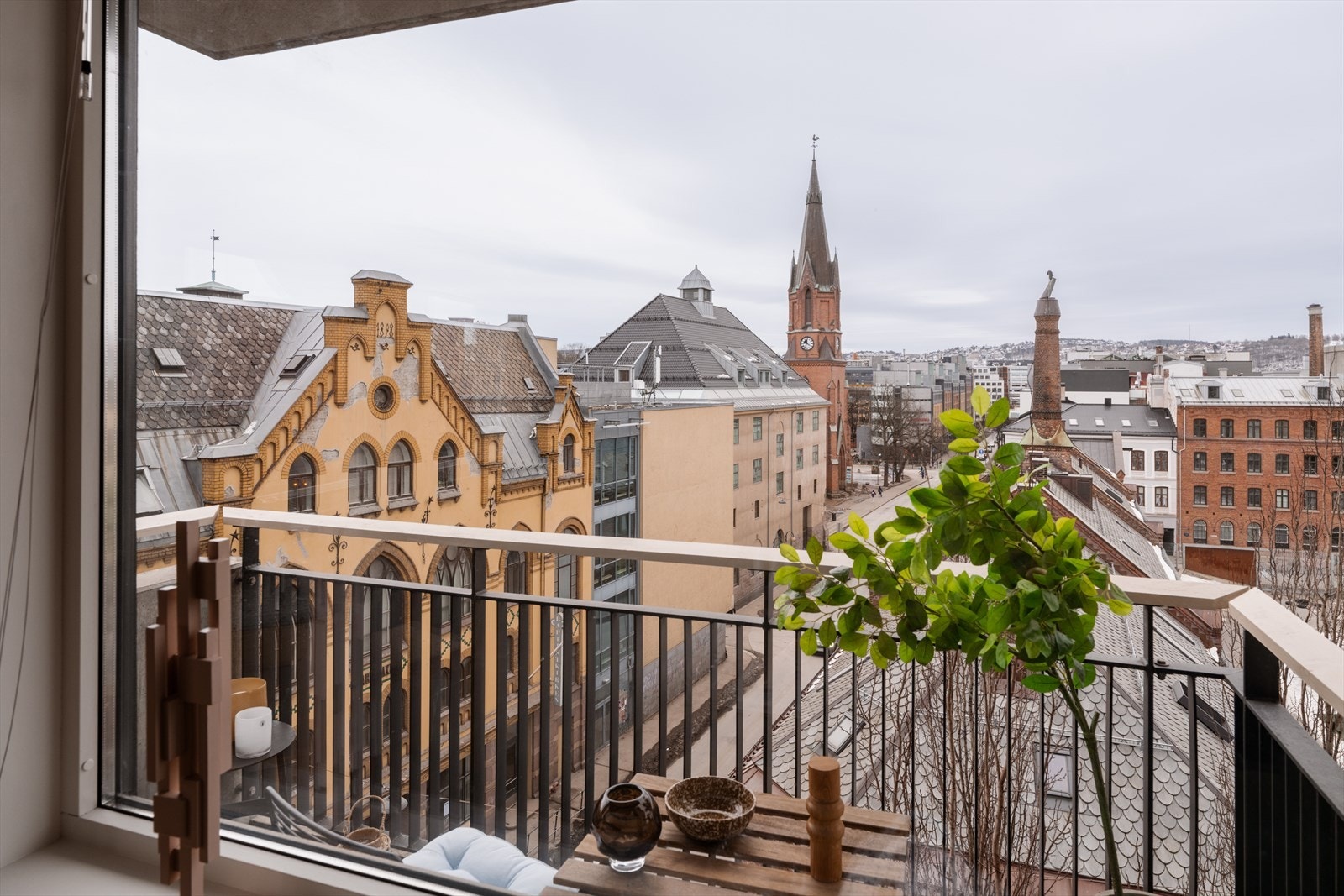 I tillegg til egen balkong borettslaget en felles takterrasse. Galleribilde
