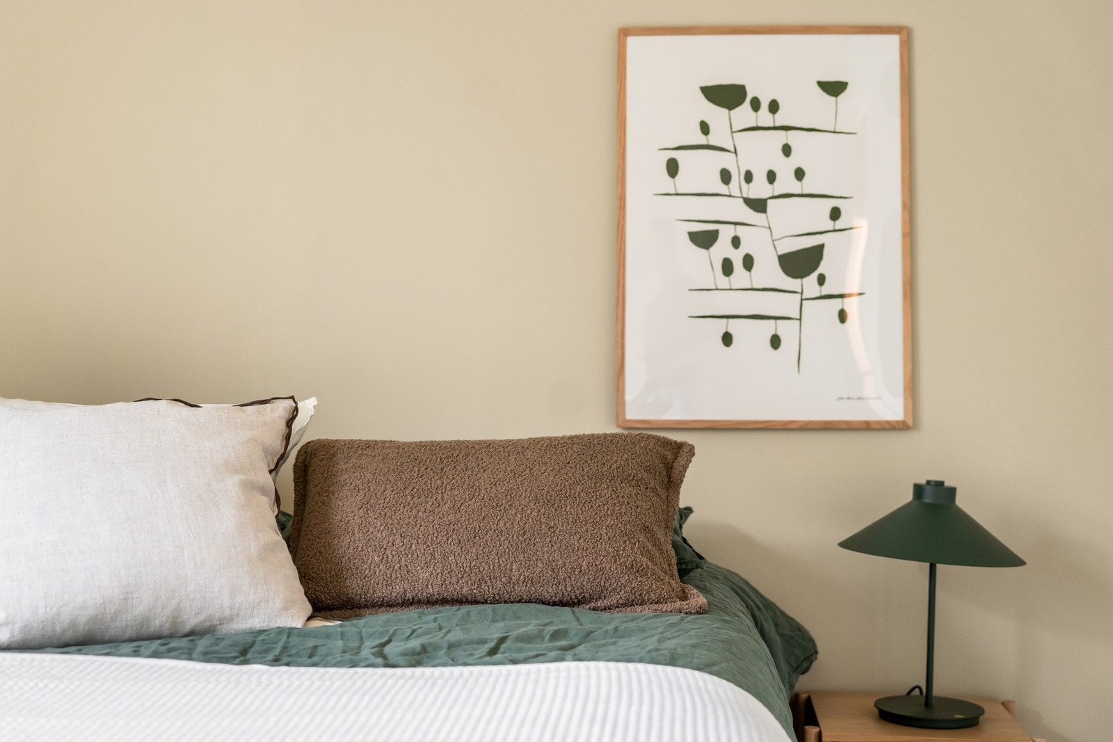 Soverom 1 - Soverommene er alle malt i samme behagelige farge, som også fremmer god søvnkultur Galleribilde