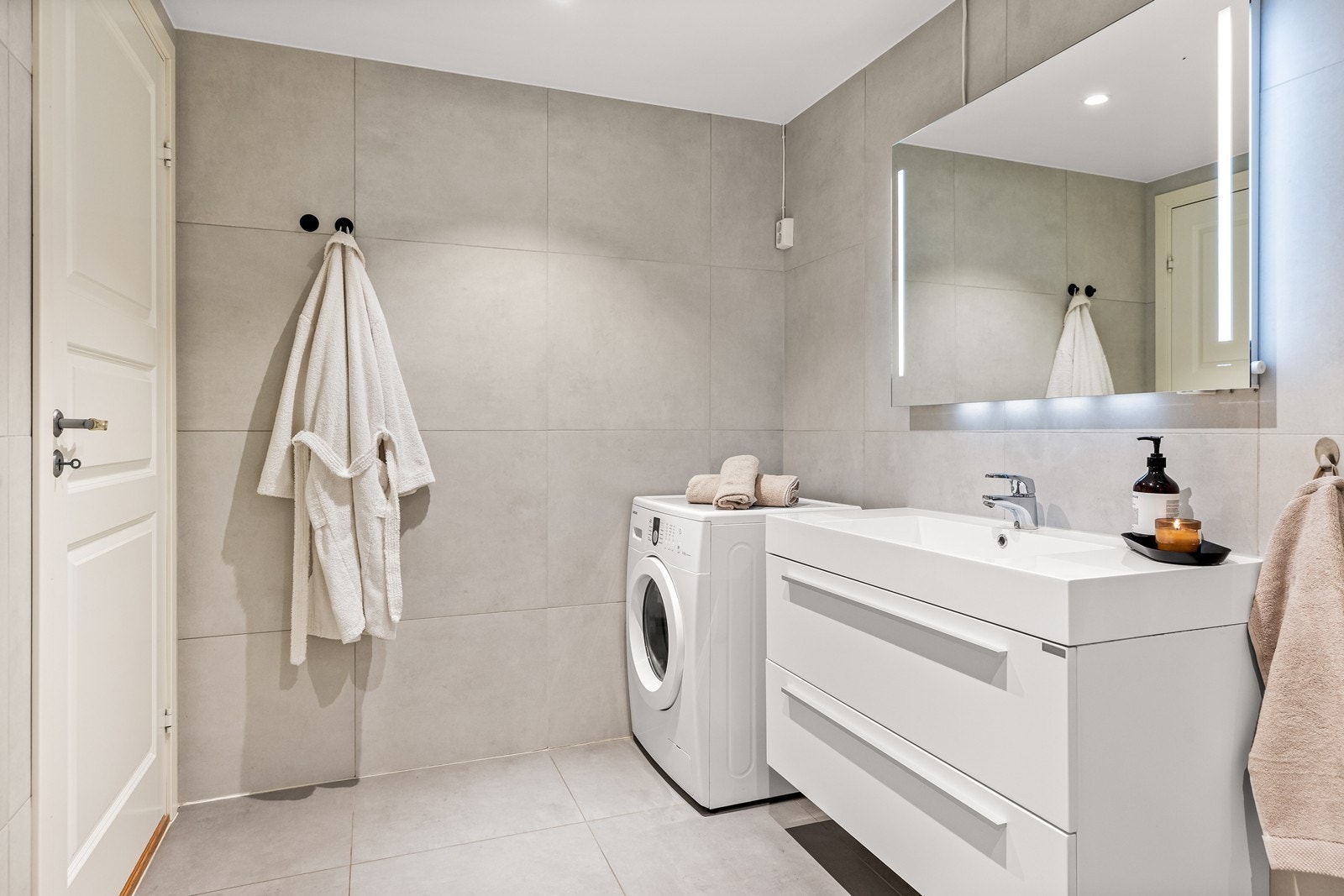 Her er det også praktisk opplegg for vaskemaskin. Galleribilde