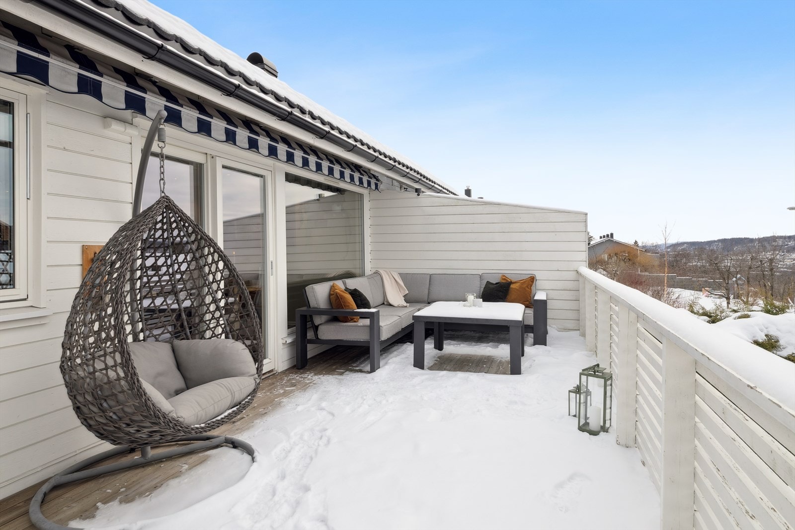 Her får du flott utsikt og gode solforhold, perfekte rammer for å nyte lange, solrike dager. Galleribilde