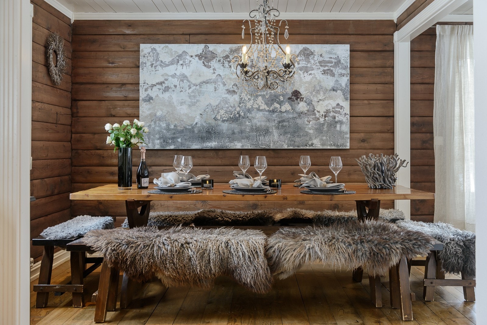 Her kan familien samles etter en lang herlig dag med utendørsaktiviteter og nyte et godt måltid. Galleribilde