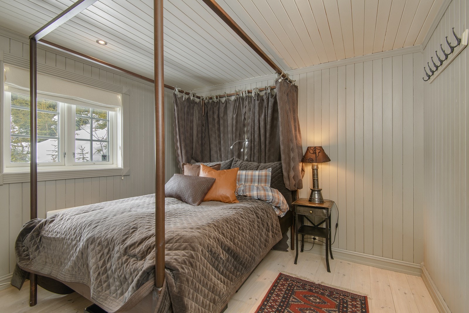 Det er 5 soverom i hytta. Galleribilde