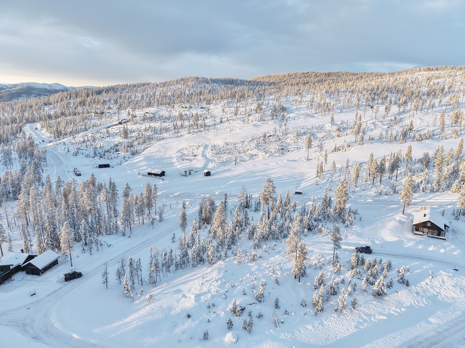 Sla tta øst ligger rett ved alpinbakken Galleribilde
