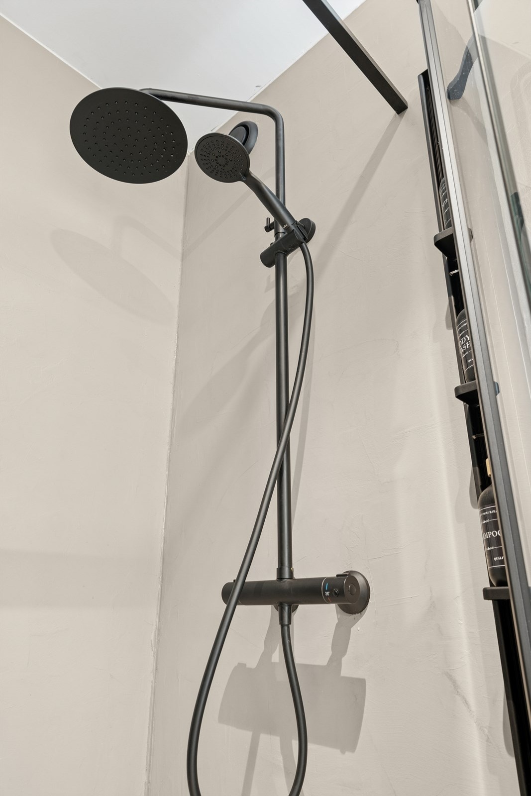 Flott regnfallsdusj gir deg opplevelsen av luksus i hverdagen Galleribilde