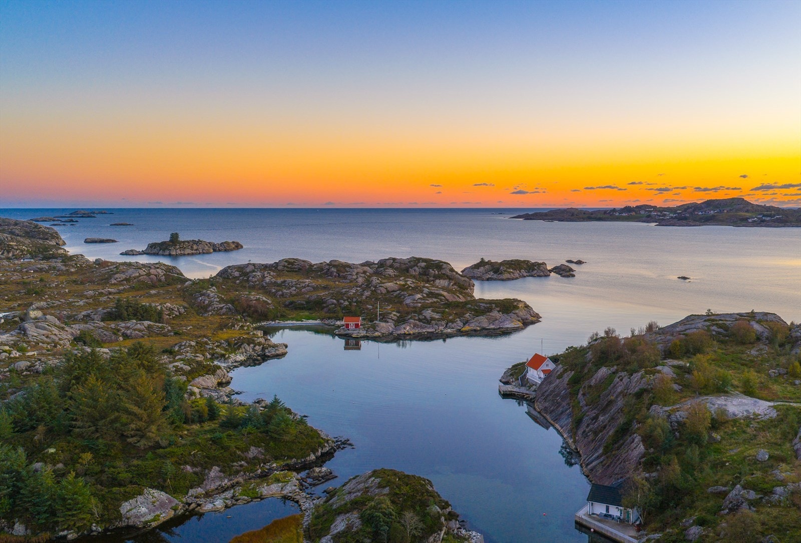 Bo landlig og maritimt- med begge deler som din nabo! Galleribilde