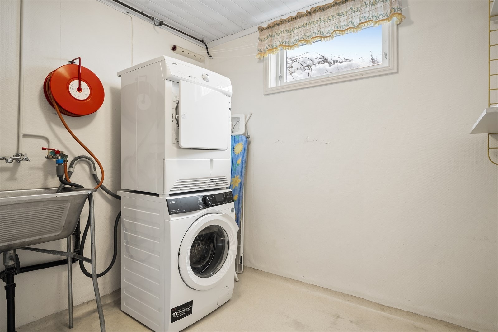 Vaskerom Galleribilde