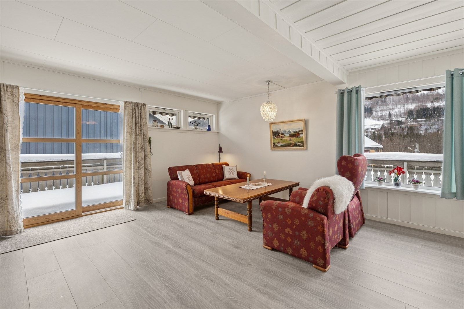 Store deler av 1. etasje ble pusset opp i 2021. Galleribilde