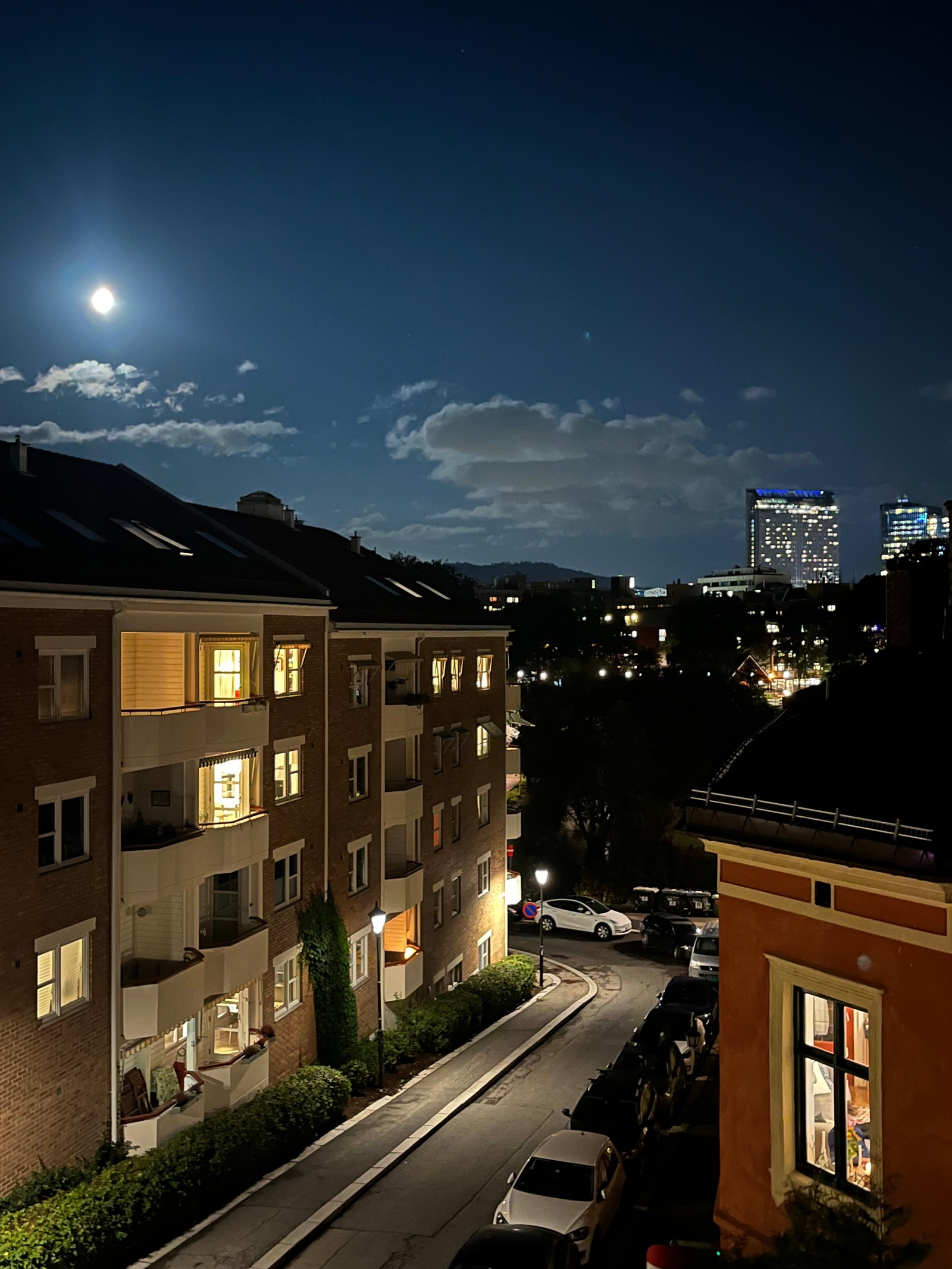 Utsikt fra balkongen på kvelden Galleribilde